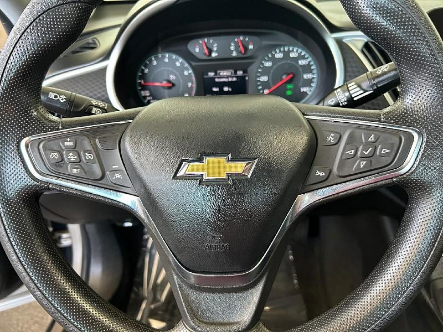 2024 GRAY Chevrolet Malibu (1G1ZD5ST5RF) with an 4-Cyl Turbo 1.5 Liter engine, Automatic CVT transmission, located at 412 Auto Vista Drive, Palmdale, CA, 93551, (661) 945-0620, 34.592636, -118.136681 - Photo#25