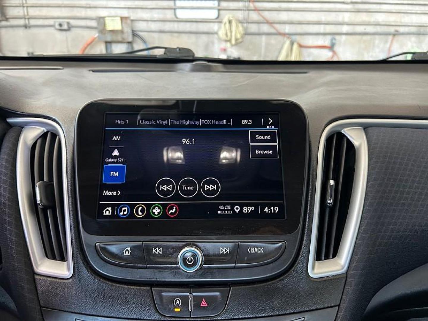 2024 GRAY Chevrolet Malibu (1G1ZD5ST5RF) with an 4-Cyl Turbo 1.5 Liter engine, Automatic CVT transmission, located at 412 Auto Vista Drive, Palmdale, CA, 93551, (661) 945-0620, 34.592636, -118.136681 - Photo#22