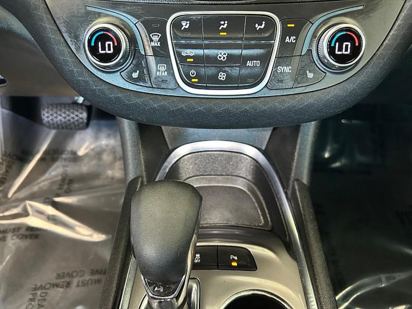 2024 GRAY Chevrolet Malibu (1G1ZD5ST5RF) with an 4-Cyl Turbo 1.5 Liter engine, Automatic CVT transmission, located at 412 Auto Vista Drive, Palmdale, CA, 93551, (661) 945-0620, 34.592636, -118.136681 - Photo#23