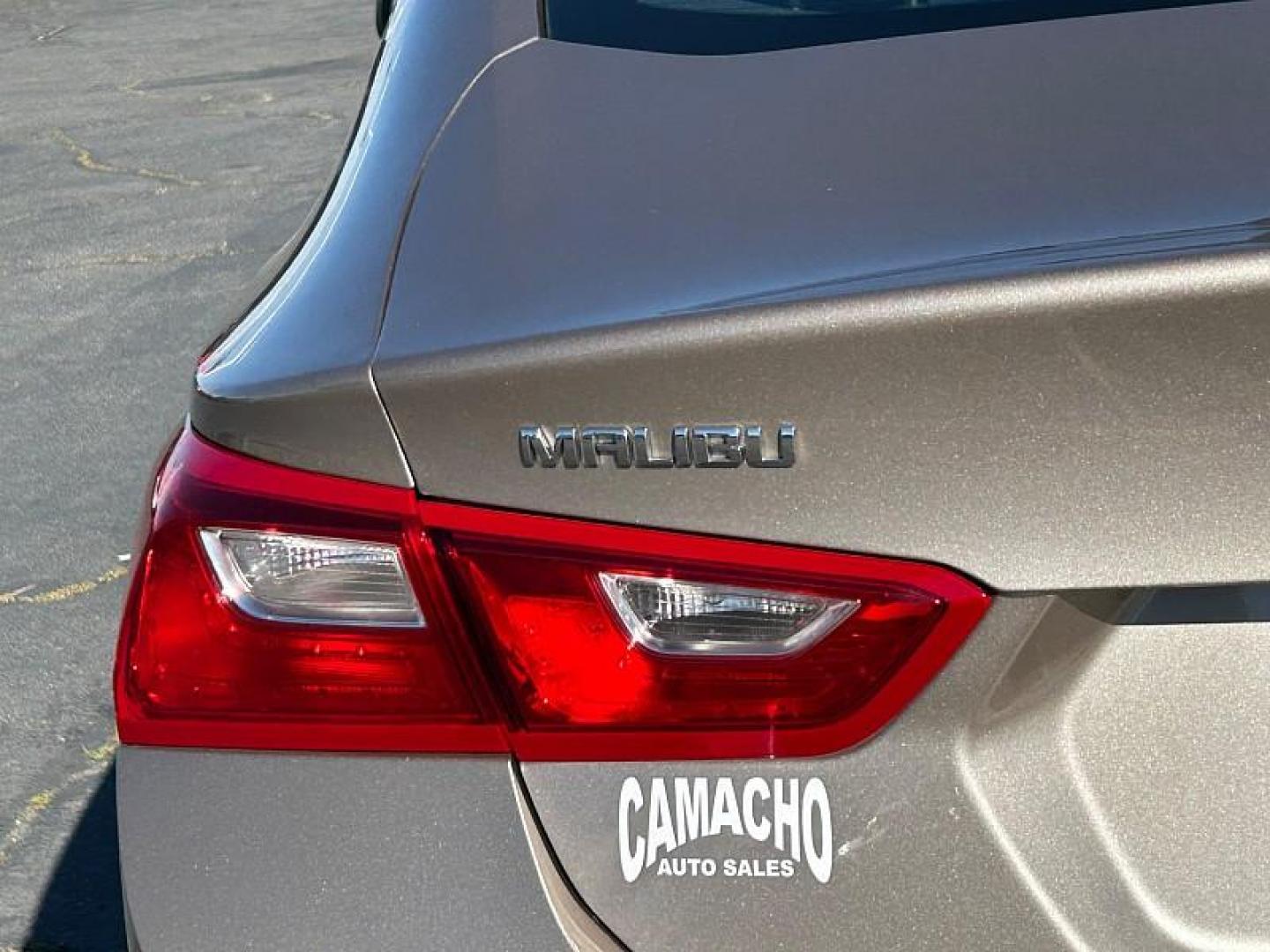 2024 GRAY Chevrolet Malibu (1G1ZD5ST5RF) with an 4-Cyl Turbo 1.5 Liter engine, Automatic CVT transmission, located at 412 Auto Vista Drive, Palmdale, CA, 93551, (661) 945-0620, 34.592636, -118.136681 - Photo#15