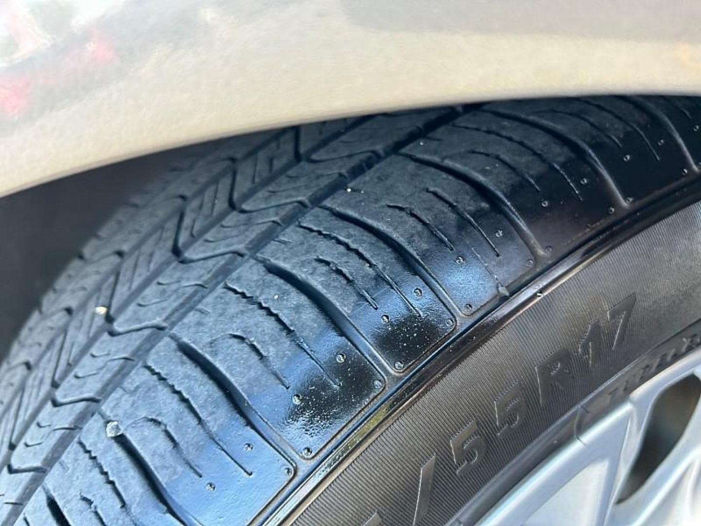 2024 GRAY Chevrolet Malibu (1G1ZD5ST5RF) with an 4-Cyl Turbo 1.5 Liter engine, Automatic CVT transmission, located at 412 Auto Vista Drive, Palmdale, CA, 93551, (661) 945-0620, 34.592636, -118.136681 - Photo#12