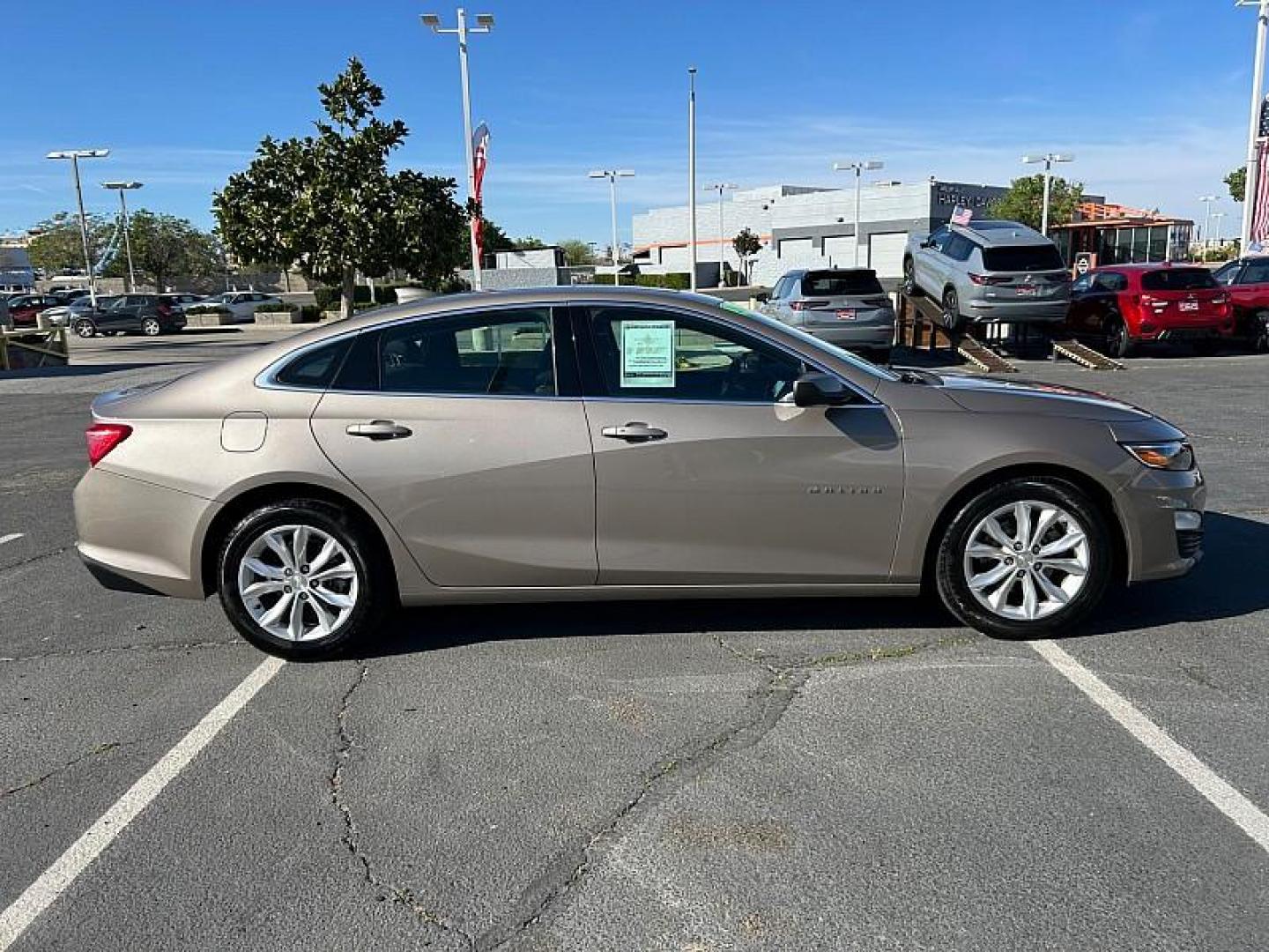 2024 GRAY Chevrolet Malibu (1G1ZD5ST5RF) with an 4-Cyl Turbo 1.5 Liter engine, Automatic CVT transmission, located at 412 Auto Vista Drive, Palmdale, CA, 93551, (661) 945-0620, 34.592636, -118.136681 - Photo#7