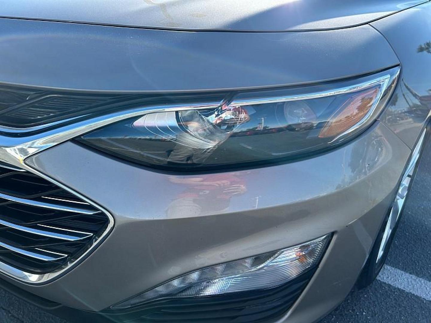 2024 GRAY Chevrolet Malibu (1G1ZD5ST5RF) with an 4-Cyl Turbo 1.5 Liter engine, Automatic CVT transmission, located at 412 Auto Vista Drive, Palmdale, CA, 93551, (661) 945-0620, 34.592636, -118.136681 - Photo#5