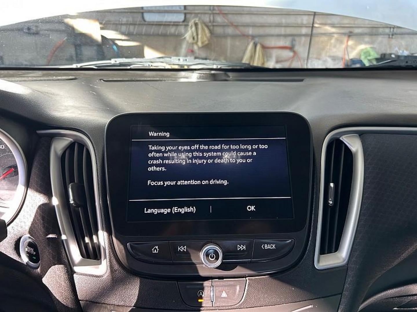 2024 WHITE Chevrolet Malibu (1G1ZD5ST7RF) with an 4-Cyl Turbo 1.5 Liter engine, Automatic CVT transmission, located at 412 Auto Vista Drive, Palmdale, CA, 93551, (661) 945-0620, 34.592636, -118.136681 - Photo#8