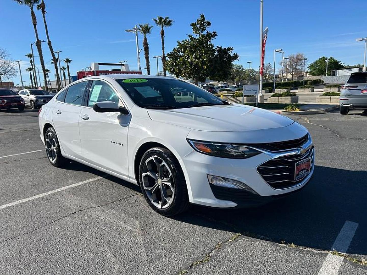 2024 WHITE Chevrolet Malibu (1G1ZD5ST7RF) with an 4-Cyl Turbo 1.5 Liter engine, Automatic CVT transmission, located at 412 Auto Vista Drive, Palmdale, CA, 93551, (661) 945-0620, 34.592636, -118.136681 - Photo#29