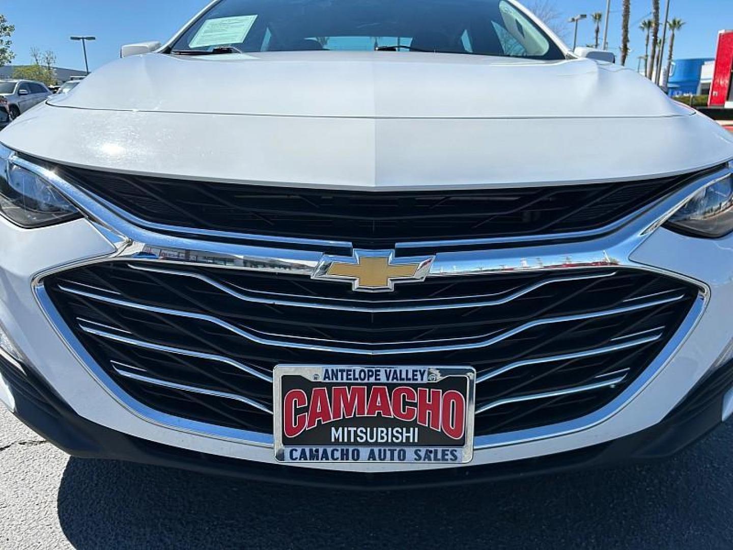 2024 white Chevrolet Malibu (1G1ZD5ST0RF) with an 4-Cyl Turbo 1.5 Liter engine, Automatic CVT transmission, located at 412 Auto Vista Drive, Palmdale, CA, 93551, (661) 945-0620, 34.592636, -118.136681 - Photo#10