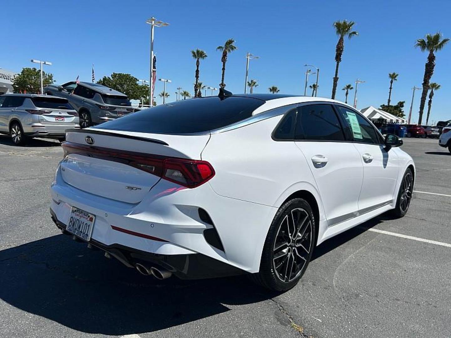 2021 WHITE Kia K5 (5XXG44J83MG) with an 4-Cyl Turbo 2.5 Liter engine, Automatic 8-Spd DCT transmission, located at 412 Auto Vista Drive, Palmdale, CA, 93551, (661) 945-0620, 34.592636, -118.136681 - Photo#1