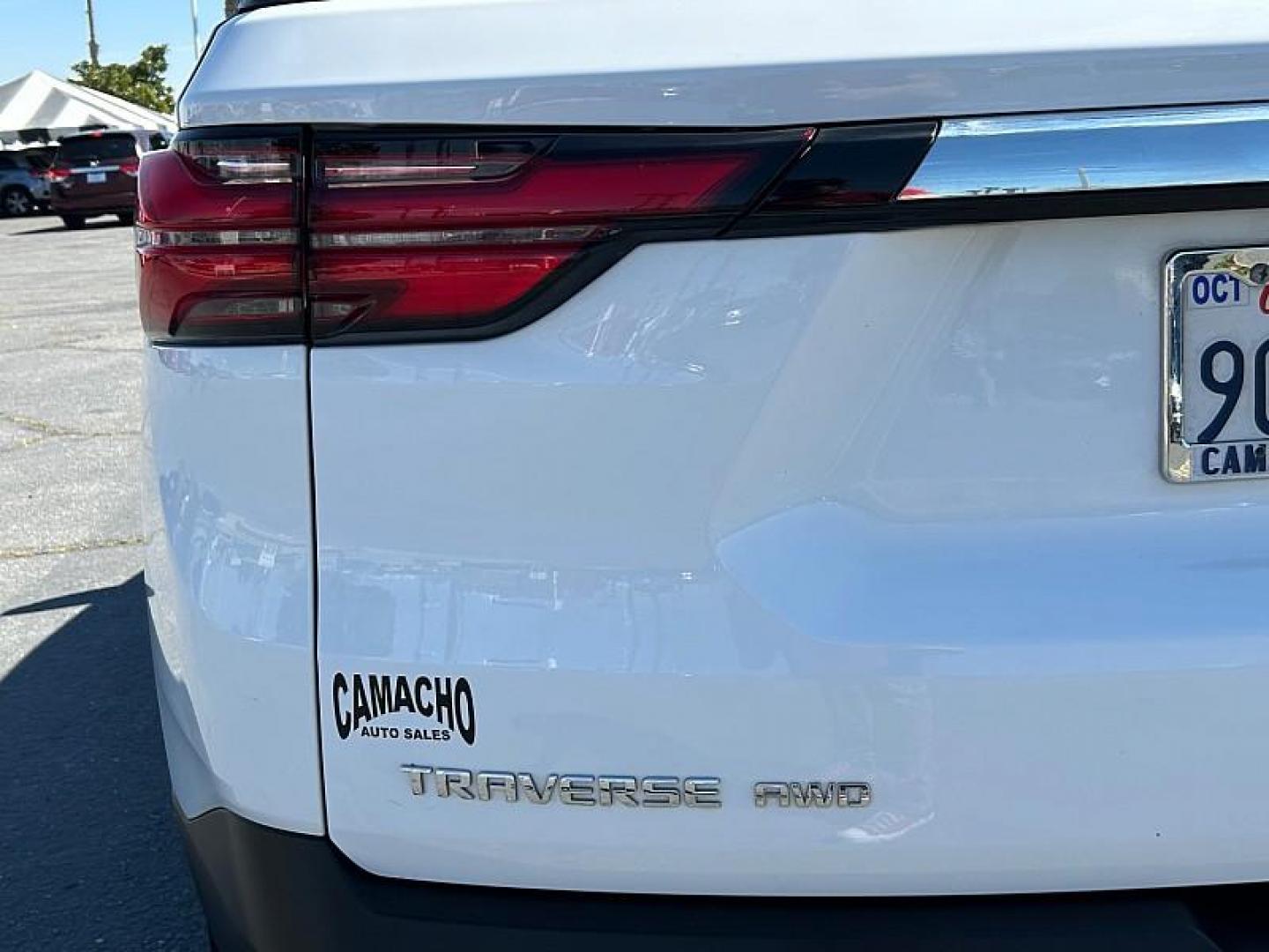2023 WHITE Chevrolet Traverse (1GNEVFKWXPJ) with an V6 3.6 Liter engine, Automatic 9-Spd transmission, located at 412 Auto Vista Drive, Palmdale, CA, 93551, (661) 945-0620, 34.592636, -118.136681 - Photo#15