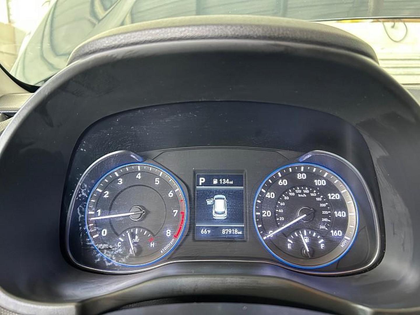 2021 GRAY Hyundai Kona (KM8K12AA7MU) with an 4-Cyl 2.0 Liter engine, Automatic 6-Spd w/Shiftronic transmission, located at 412 Auto Vista Drive, Palmdale, CA, 93551, (661) 945-0620, 34.592636, -118.136681 - Photo#19