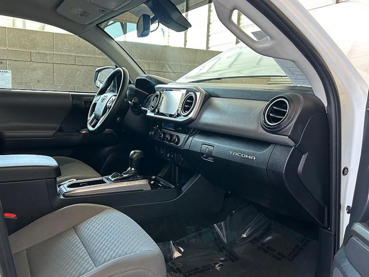 2023 WHITE Toyota Tacoma 2WD (3TMAZ5CN6PM) with an V6 3.5 Liter engine, Automatic 6-Spd transmission, located at 412 Auto Vista Drive, Palmdale, CA, 93551, (661) 945-0620, 34.592636, -118.136681 - Photo#30