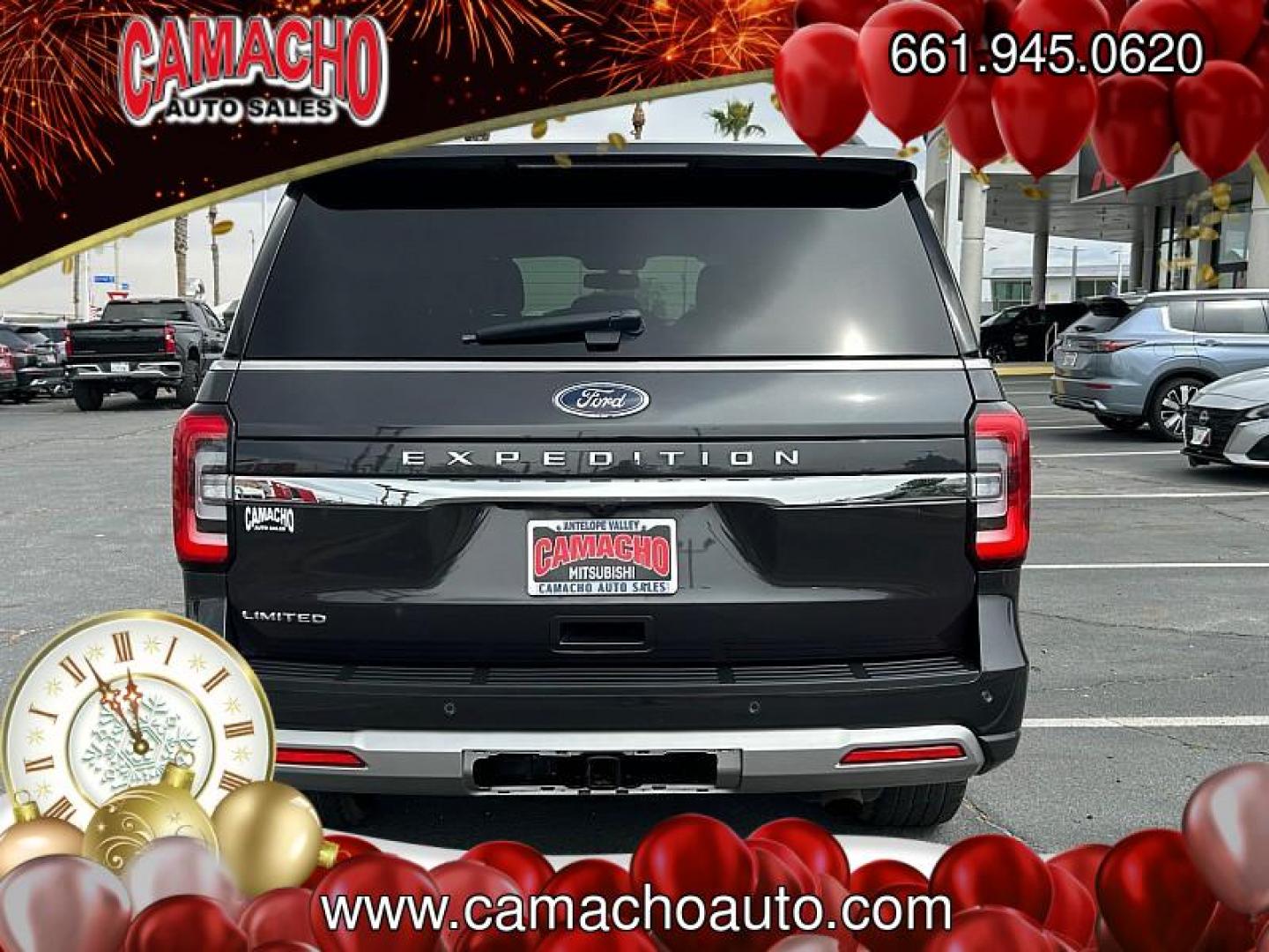 2024 GRAY Ford Expedition (1FMJU1K80RE) with an V6 EcoBoost Twin Turbo 3.5 Liter engine, Automatic 10-Spd w/SelectShift transmission, located at 412 Auto Vista Drive, Palmdale, CA, 93551, (661) 945-0620, 34.592636, -118.136681 - Photo#3