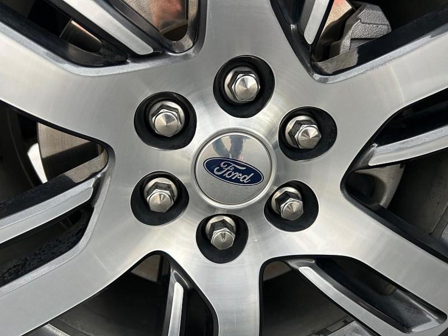 2024 GRAY Ford Expedition (1FMJU1K80RE) with an V6 EcoBoost Twin Turbo 3.5 Liter engine, Automatic 10-Spd w/SelectShift transmission, located at 412 Auto Vista Drive, Palmdale, CA, 93551, (661) 945-0620, 34.592636, -118.136681 - Photo#16