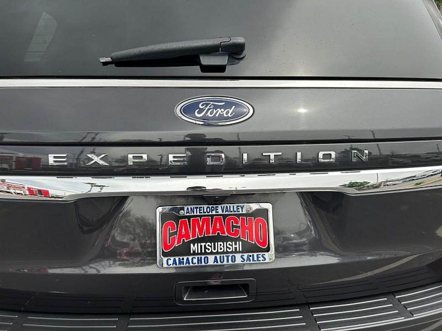 2024 GRAY Ford Expedition (1FMJU1K80RE) with an V6 EcoBoost Twin Turbo 3.5 Liter engine, Automatic 10-Spd w/SelectShift transmission, located at 412 Auto Vista Drive, Palmdale, CA, 93551, (661) 945-0620, 34.592636, -118.136681 - Photo#28