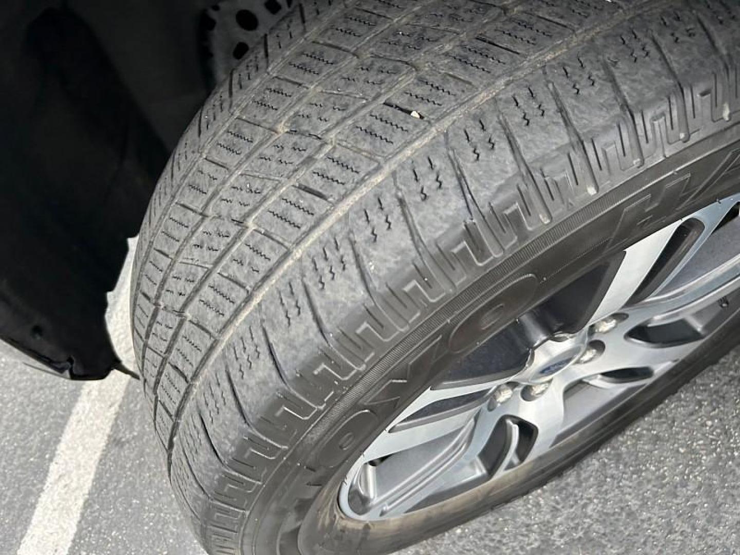 2024 GRAY Ford Expedition (1FMJU1K80RE) with an V6 EcoBoost Twin Turbo 3.5 Liter engine, Automatic 10-Spd w/SelectShift transmission, located at 412 Auto Vista Drive, Palmdale, CA, 93551, (661) 945-0620, 34.592636, -118.136681 - Photo#34