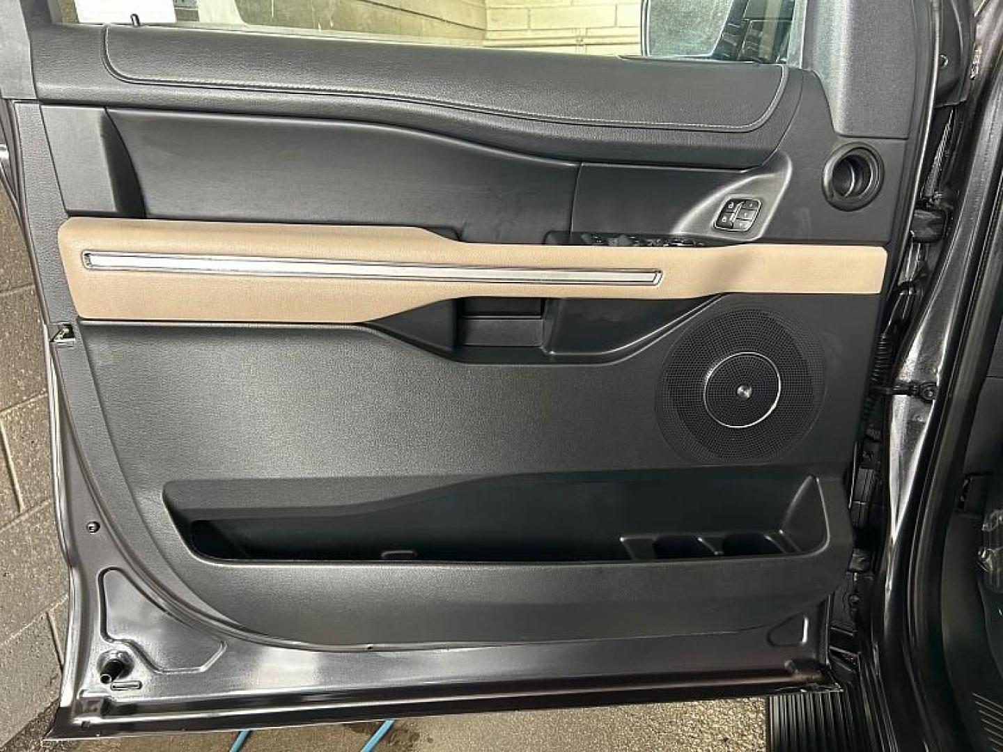 2024 GRAY Ford Expedition (1FMJU1K80RE) with an V6 EcoBoost Twin Turbo 3.5 Liter engine, Automatic 10-Spd w/SelectShift transmission, located at 412 Auto Vista Drive, Palmdale, CA, 93551, (661) 945-0620, 34.592636, -118.136681 - Photo#36