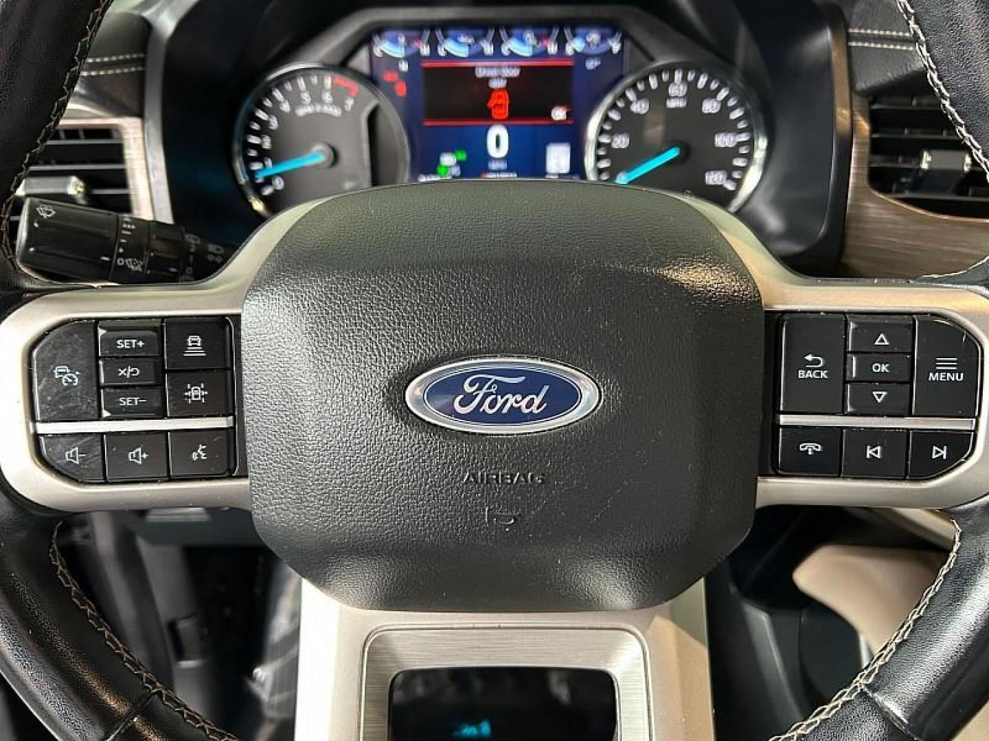 2024 GRAY Ford Expedition (1FMJU1K80RE) with an V6 EcoBoost Twin Turbo 3.5 Liter engine, Automatic 10-Spd w/SelectShift transmission, located at 412 Auto Vista Drive, Palmdale, CA, 93551, (661) 945-0620, 34.592636, -118.136681 - Photo#50