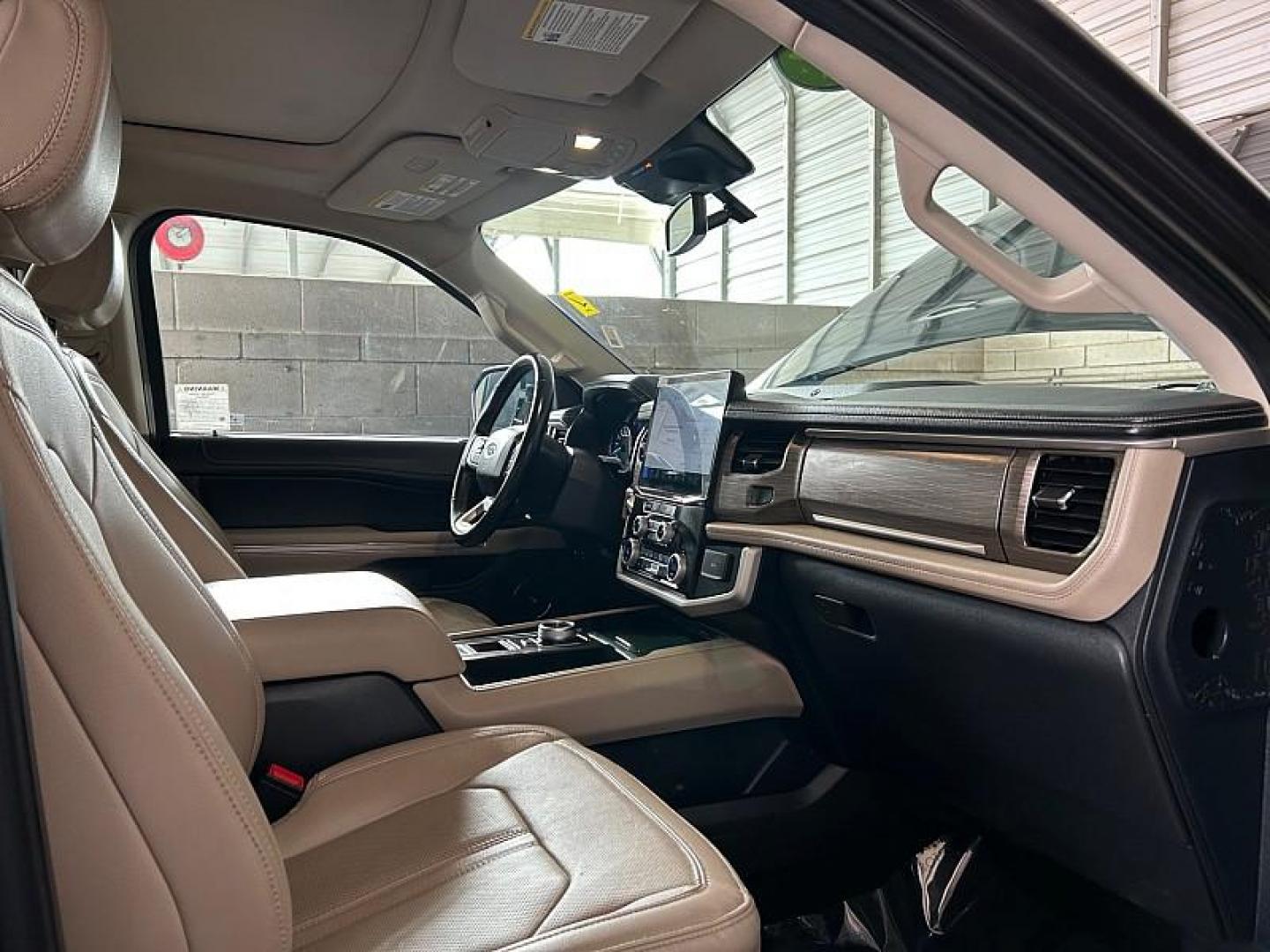 2024 GRAY Ford Expedition (1FMJU1K80RE) with an V6 EcoBoost Twin Turbo 3.5 Liter engine, Automatic 10-Spd w/SelectShift transmission, located at 412 Auto Vista Drive, Palmdale, CA, 93551, (661) 945-0620, 34.592636, -118.136681 - Photo#54