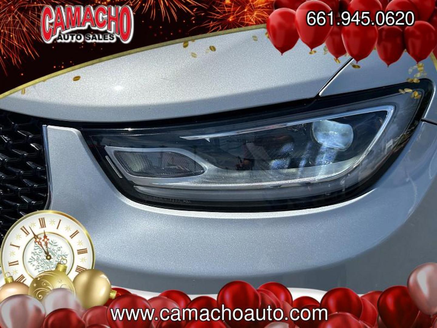 2024 SILVER Chrysler Pacifica (2C4RC1BG2RR) with an V6 3.6 Liter engine, Automatic 9-Spd transmission, located at 412 Auto Vista Drive, Palmdale, CA, 93551, (661) 945-0620, 34.592636, -118.136681 - Photo#8