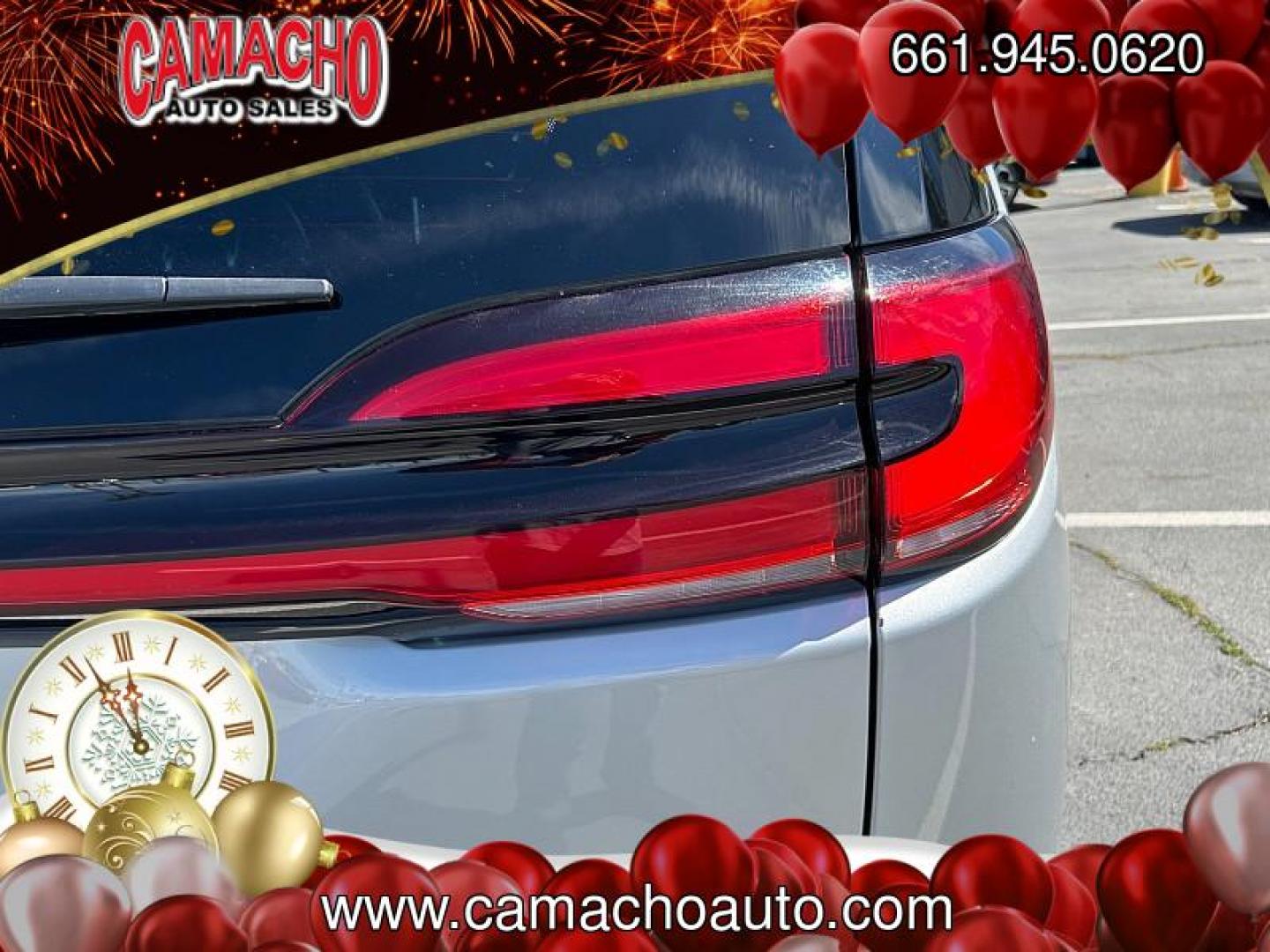 2024 SILVER Chrysler Pacifica (2C4RC1BG2RR) with an V6 3.6 Liter engine, Automatic 9-Spd transmission, located at 412 Auto Vista Drive, Palmdale, CA, 93551, (661) 945-0620, 34.592636, -118.136681 - Photo#11