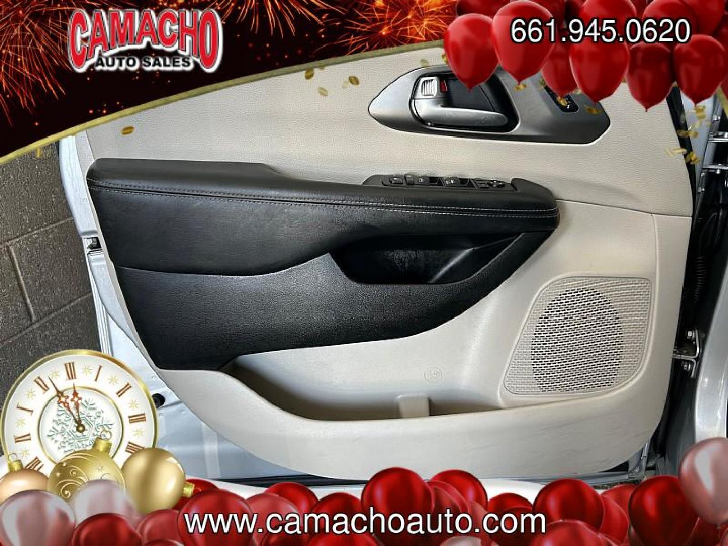 2024 SILVER Chrysler Pacifica (2C4RC1BG2RR) with an V6 3.6 Liter engine, Automatic 9-Spd transmission, located at 412 Auto Vista Drive, Palmdale, CA, 93551, (661) 945-0620, 34.592636, -118.136681 - Photo#16