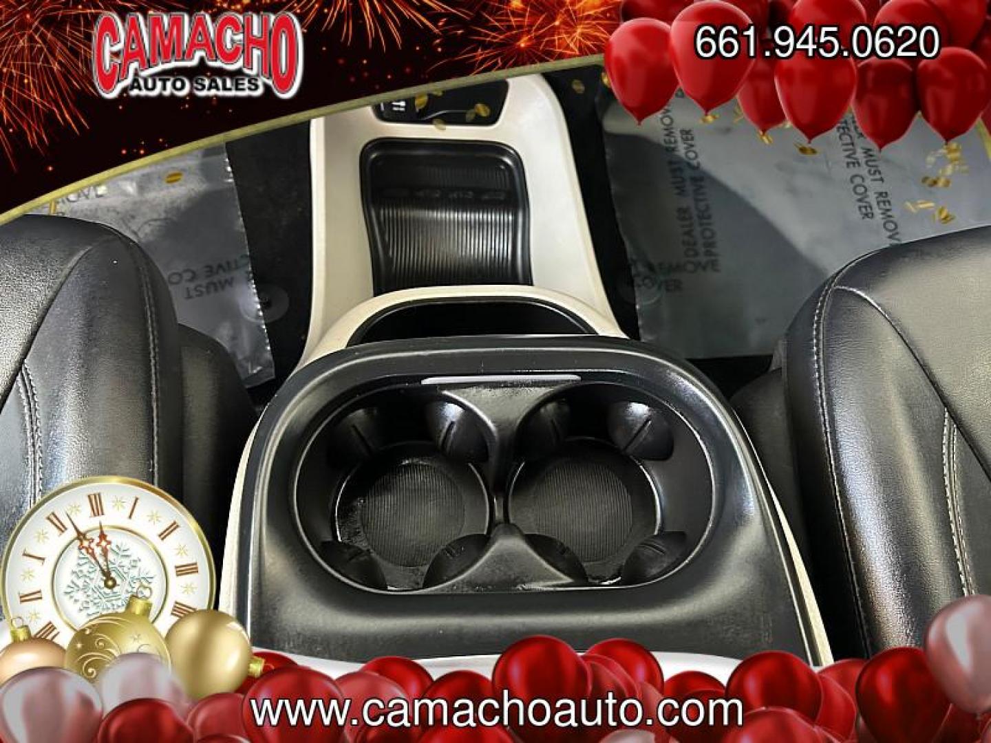 2024 SILVER Chrysler Pacifica (2C4RC1BG2RR) with an V6 3.6 Liter engine, Automatic 9-Spd transmission, located at 412 Auto Vista Drive, Palmdale, CA, 93551, (661) 945-0620, 34.592636, -118.136681 - Photo#18