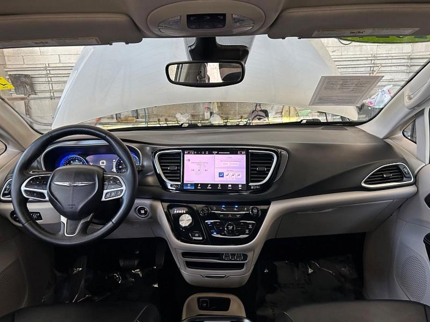 2024 SILVER Chrysler Pacifica (2C4RC1BG2RR) with an V6 3.6 Liter engine, Automatic 9-Spd transmission, located at 412 Auto Vista Drive, Palmdale, CA, 93551, (661) 945-0620, 34.592636, -118.136681 - Photo#21