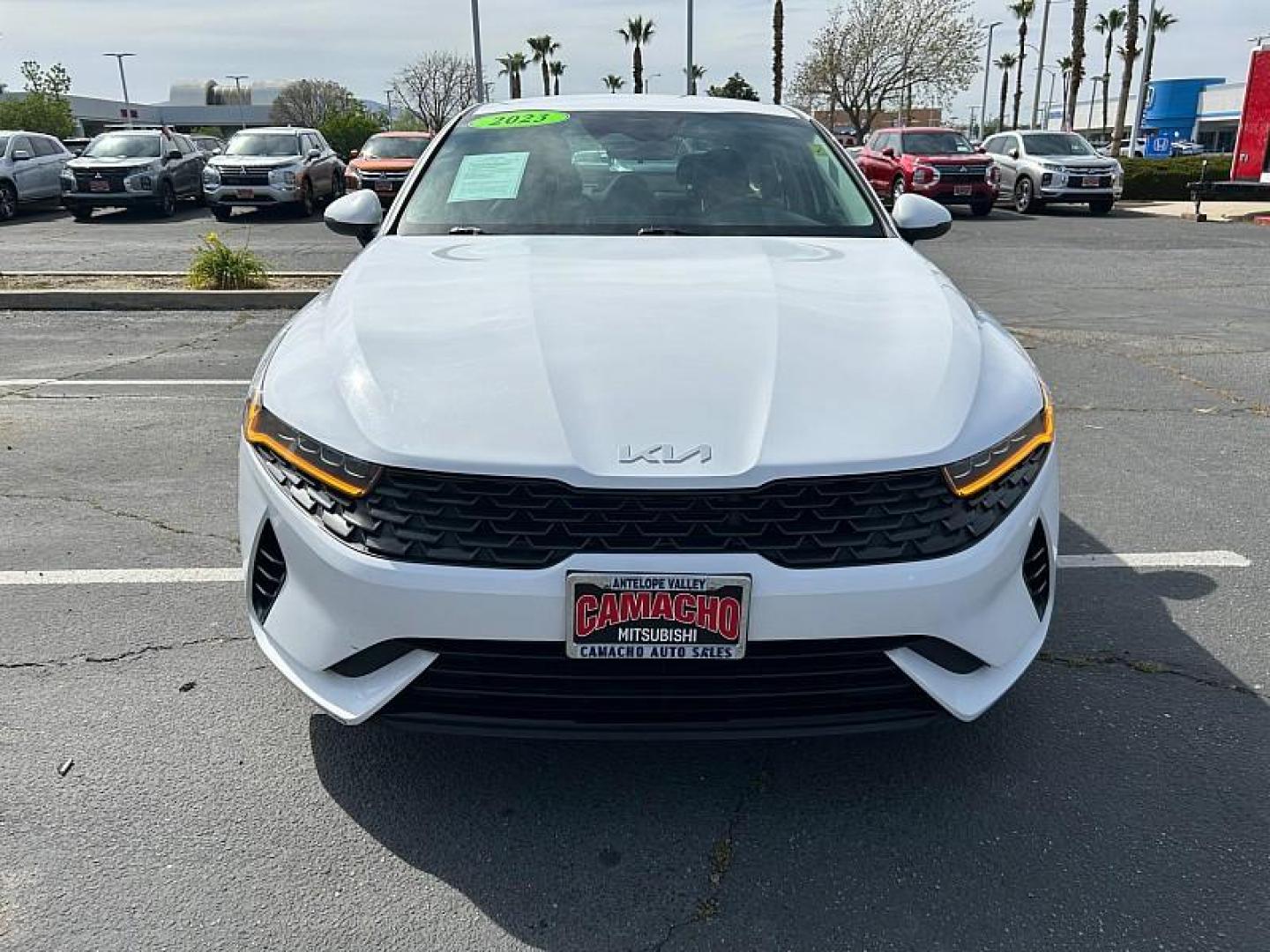 2023 WHITE Kia K5 (5XXG14J26PG) with an 4-Cyl Turbo 1.6 Liter engine, Automatic 8-Spd transmission, located at 412 Auto Vista Drive, Palmdale, CA, 93551, (661) 945-0620, 34.592636, -118.136681 - Photo#1