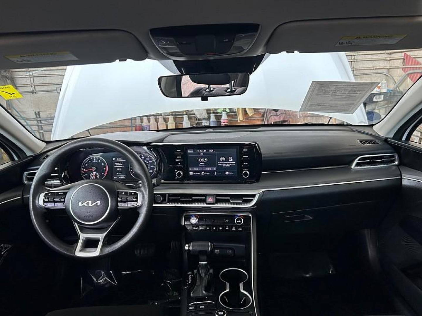 2023 WHITE Kia K5 (5XXG14J26PG) with an 4-Cyl Turbo 1.6 Liter engine, Automatic 8-Spd transmission, located at 412 Auto Vista Drive, Palmdale, CA, 93551, (661) 945-0620, 34.592636, -118.136681 - Photo#18