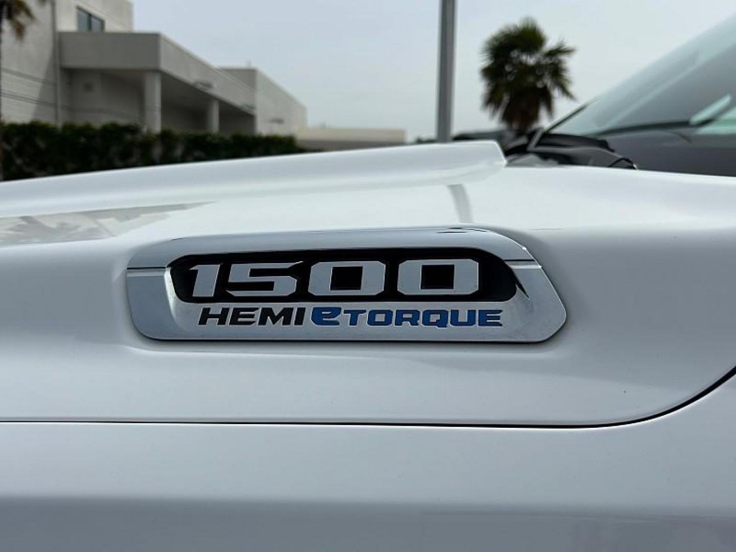 2024 WHITE Ram 1500 2WD (1C6RREJT7RN) with an 8-Cyl 5.7 Liter engine, Automatic 8-Spd transmission, located at 412 Auto Vista Drive, Palmdale, CA, 93551, (661) 945-0620, 34.592636, -118.136681 - Photo#16