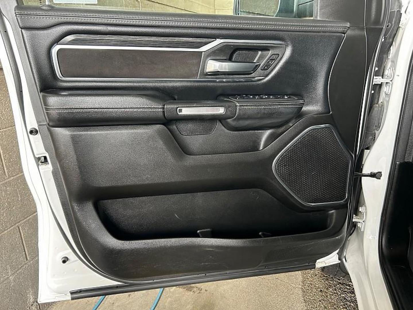 2024 WHITE Ram 1500 2WD (1C6RREJT7RN) with an 8-Cyl 5.7 Liter engine, Automatic 8-Spd transmission, located at 412 Auto Vista Drive, Palmdale, CA, 93551, (661) 945-0620, 34.592636, -118.136681 - Photo#17