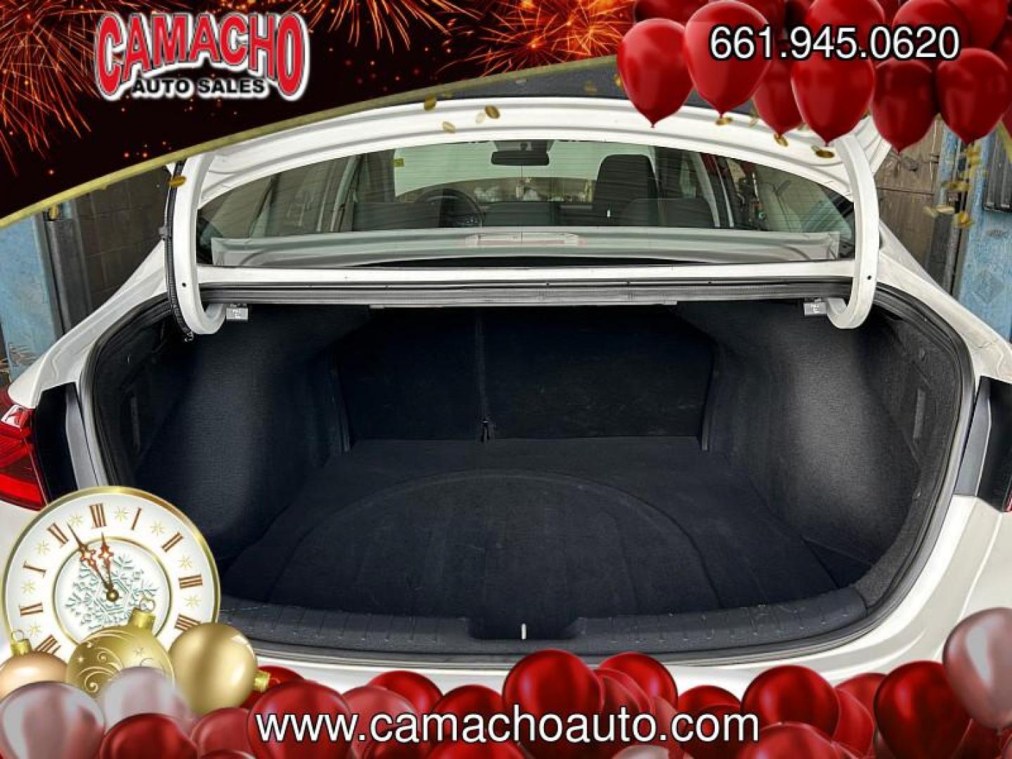 2024 WHITE Kia Forte (3KPF24AD9RE) with an 4-Cyl 2.0 Liter engine, Automatic IVT transmission, located at 412 Auto Vista Drive, Palmdale, CA, 93551, (661) 945-0620, 34.592636, -118.136681 - Photo#28