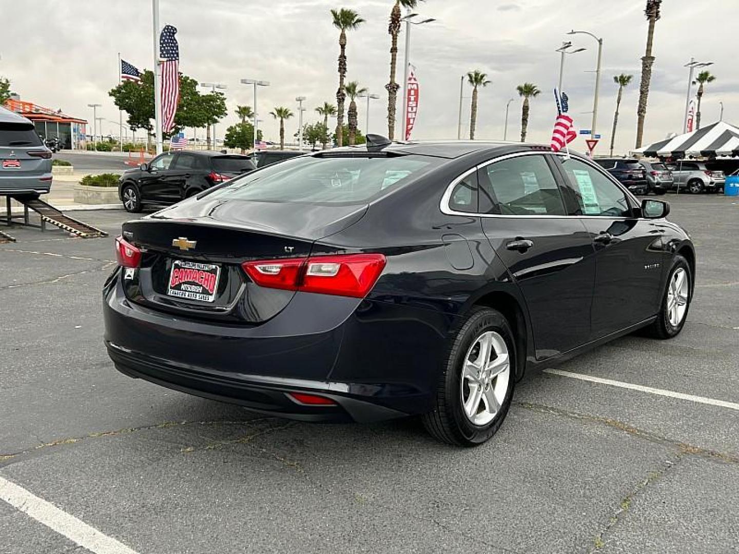 2023 DK GRAY Chevrolet Malibu (1G1ZD5ST5PF) with an 4-Cyl Turbo 1.5 Liter engine, Automatic CVT transmission, located at 412 Auto Vista Drive, Palmdale, CA, 93551, (661) 945-0620, 34.592636, -118.136681 - Photo#4