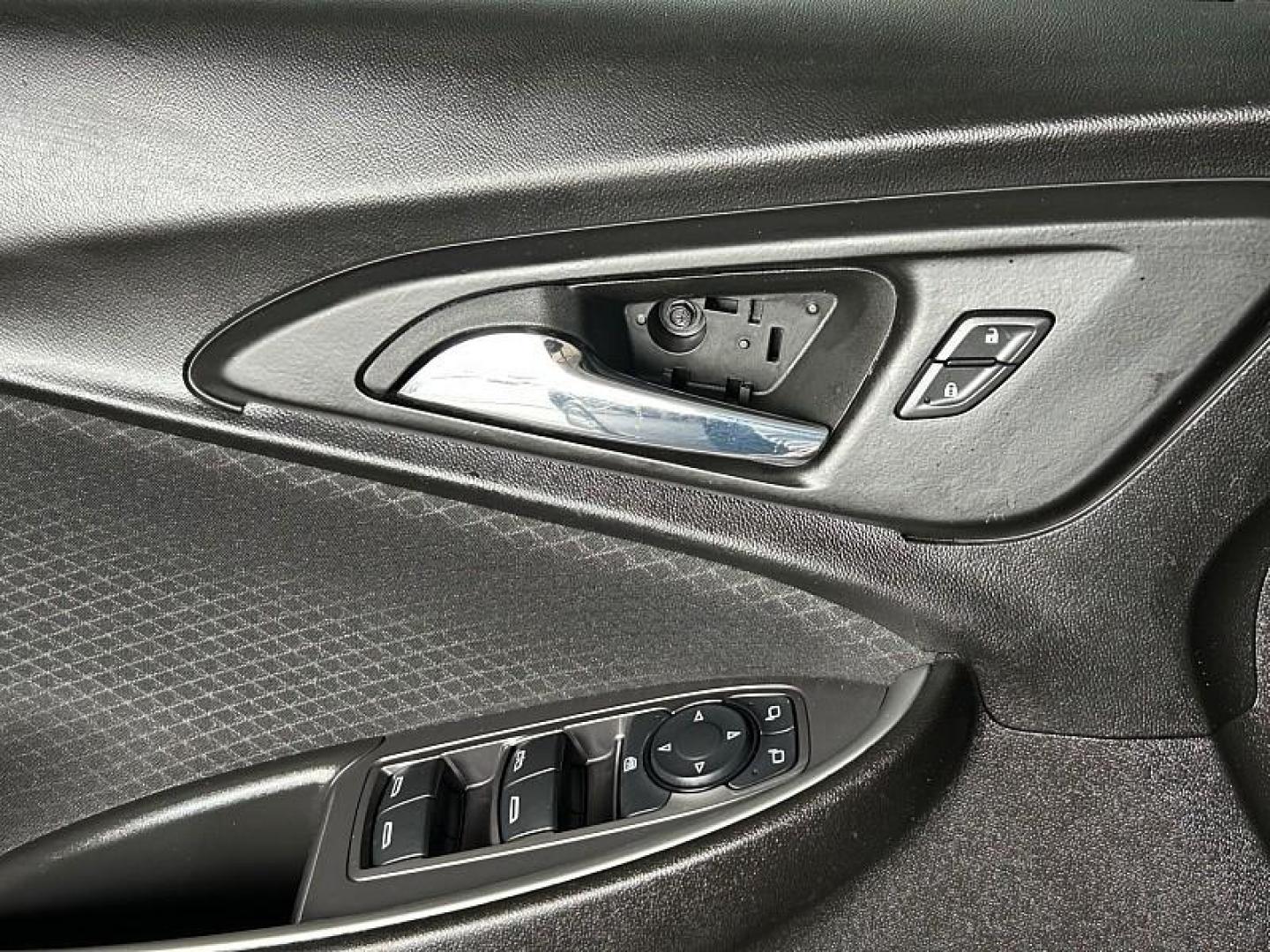 2023 DK GRAY Chevrolet Malibu (1G1ZD5ST5PF) with an 4-Cyl Turbo 1.5 Liter engine, Automatic CVT transmission, located at 412 Auto Vista Drive, Palmdale, CA, 93551, (661) 945-0620, 34.592636, -118.136681 - Photo#21