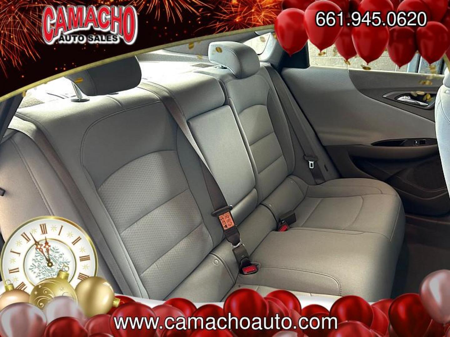 2016 SILVER Ford Fusion (3FA6P0H7XGR) with an 4-Cyl 2.5 Liter engine, Automatic transmission, located at 412 Auto Vista Drive, Palmdale, CA, 93551, (661) 945-0620, 34.592636, -118.136681 - Photo#17