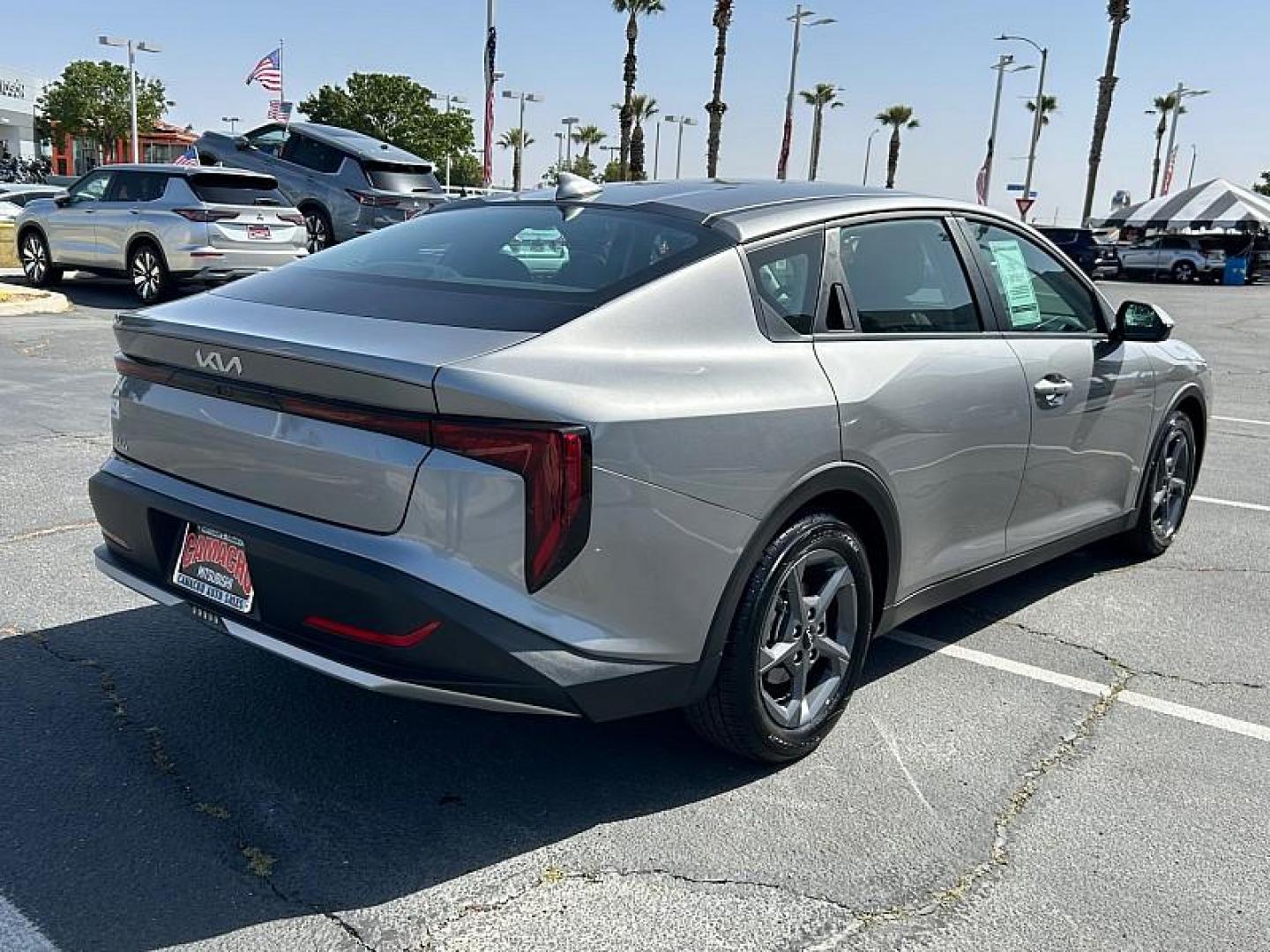 2025 GRAY Kia K4 (3KPFT4DEXSE) with an 4-Cyl 2.0 Liter engine, Automatic IVT transmission, located at 412 Auto Vista Drive, Palmdale, CA, 93551, (661) 945-0620, 34.592636, -118.136681 - Photo#2