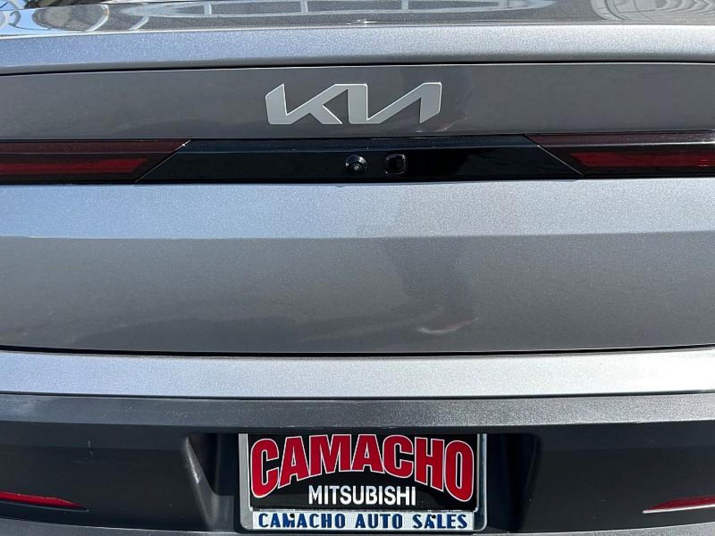 2025 GRAY Kia K4 (3KPFT4DEXSE) with an 4-Cyl 2.0 Liter engine, Automatic IVT transmission, located at 412 Auto Vista Drive, Palmdale, CA, 93551, (661) 945-0620, 34.592636, -118.136681 - Photo#10