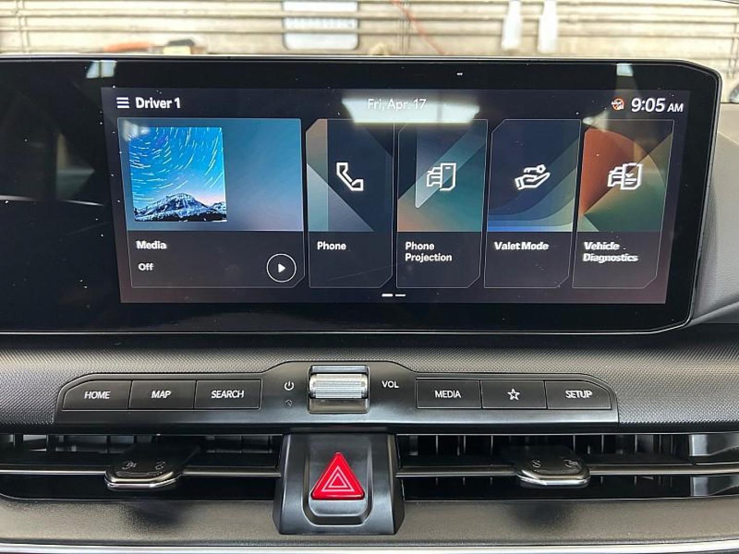 2025 GRAY Kia K4 (3KPFT4DEXSE) with an 4-Cyl 2.0 Liter engine, Automatic IVT transmission, located at 412 Auto Vista Drive, Palmdale, CA, 93551, (661) 945-0620, 34.592636, -118.136681 - Photo#22