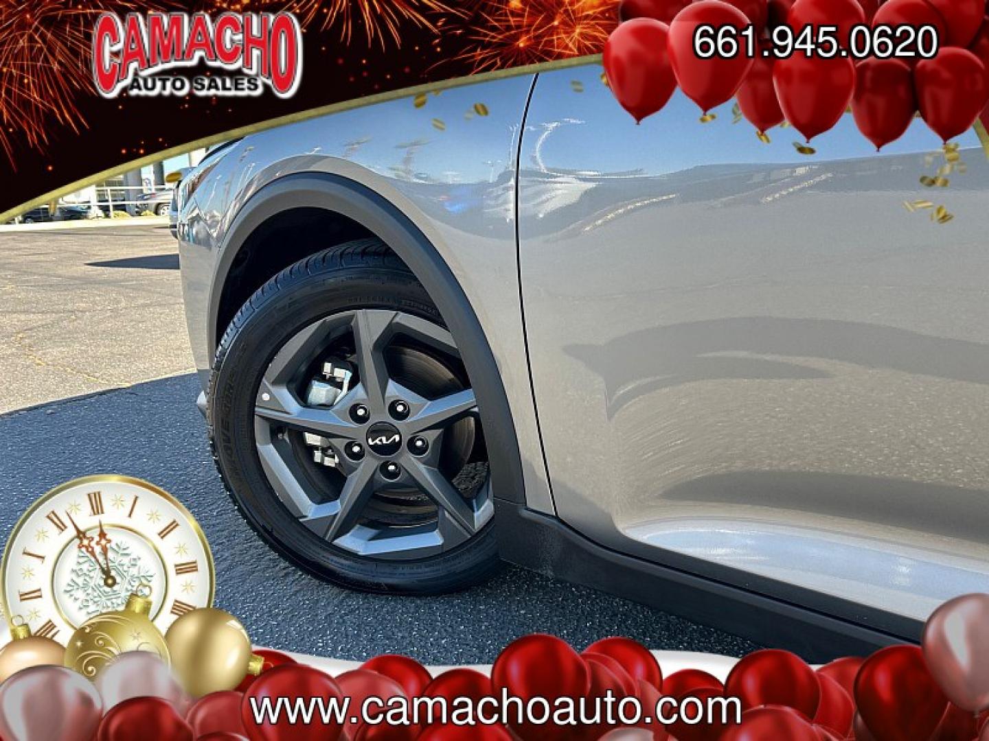 2025 GRAY Kia K4 (3KPFT4DEXSE) with an 4-Cyl 2.0 Liter engine, Automatic IVT transmission, located at 412 Auto Vista Drive, Palmdale, CA, 93551, (661) 945-0620, 34.592636, -118.136681- Photo#6