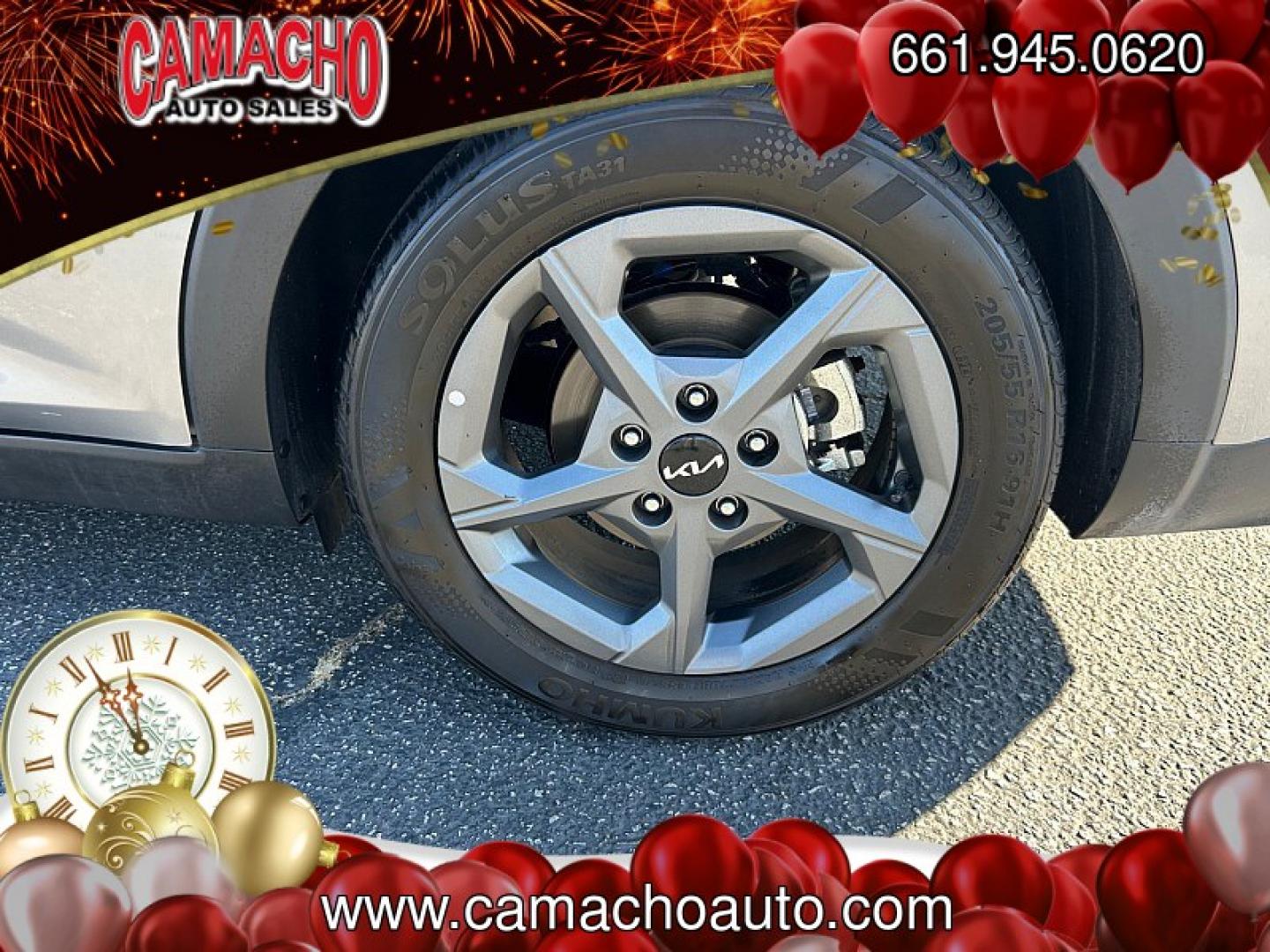 2025 GRAY Kia K4 (3KPFT4DEXSE) with an 4-Cyl 2.0 Liter engine, Automatic IVT transmission, located at 412 Auto Vista Drive, Palmdale, CA, 93551, (661) 945-0620, 34.592636, -118.136681- Photo#13