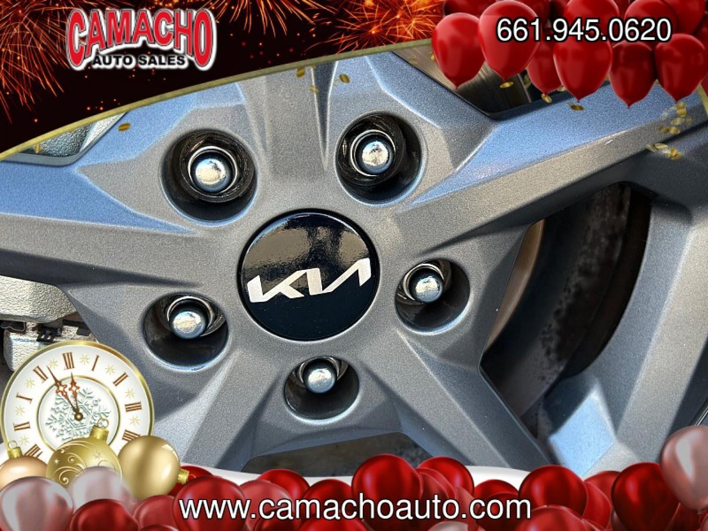 2025 GRAY Kia K4 (3KPFT4DEXSE) with an 4-Cyl 2.0 Liter engine, Automatic IVT transmission, located at 412 Auto Vista Drive, Palmdale, CA, 93551, (661) 945-0620, 34.592636, -118.136681- Photo#15