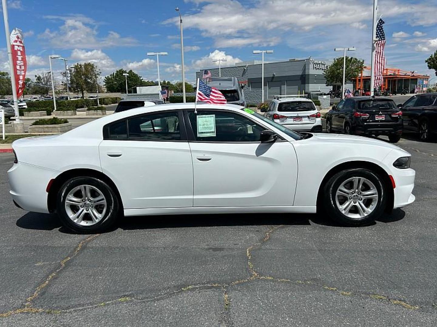 2023 WHITE Dodge Charger (2C3CDXBG1PH) with an V6 3.6 Liter engine, Automatic 8-Spd w/AutoStick transmission, located at 412 Auto Vista Drive, Palmdale, CA, 93551, (661) 945-0620, 34.592636, -118.136681 - Photo#7