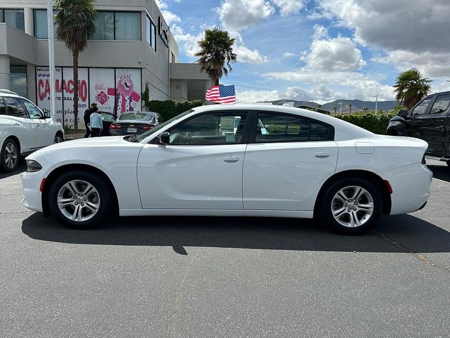 2023 WHITE Dodge Charger (2C3CDXBG1PH) with an V6 3.6 Liter engine, Automatic 8-Spd w/AutoStick transmission, located at 412 Auto Vista Drive, Palmdale, CA, 93551, (661) 945-0620, 34.592636, -118.136681 - Photo#3