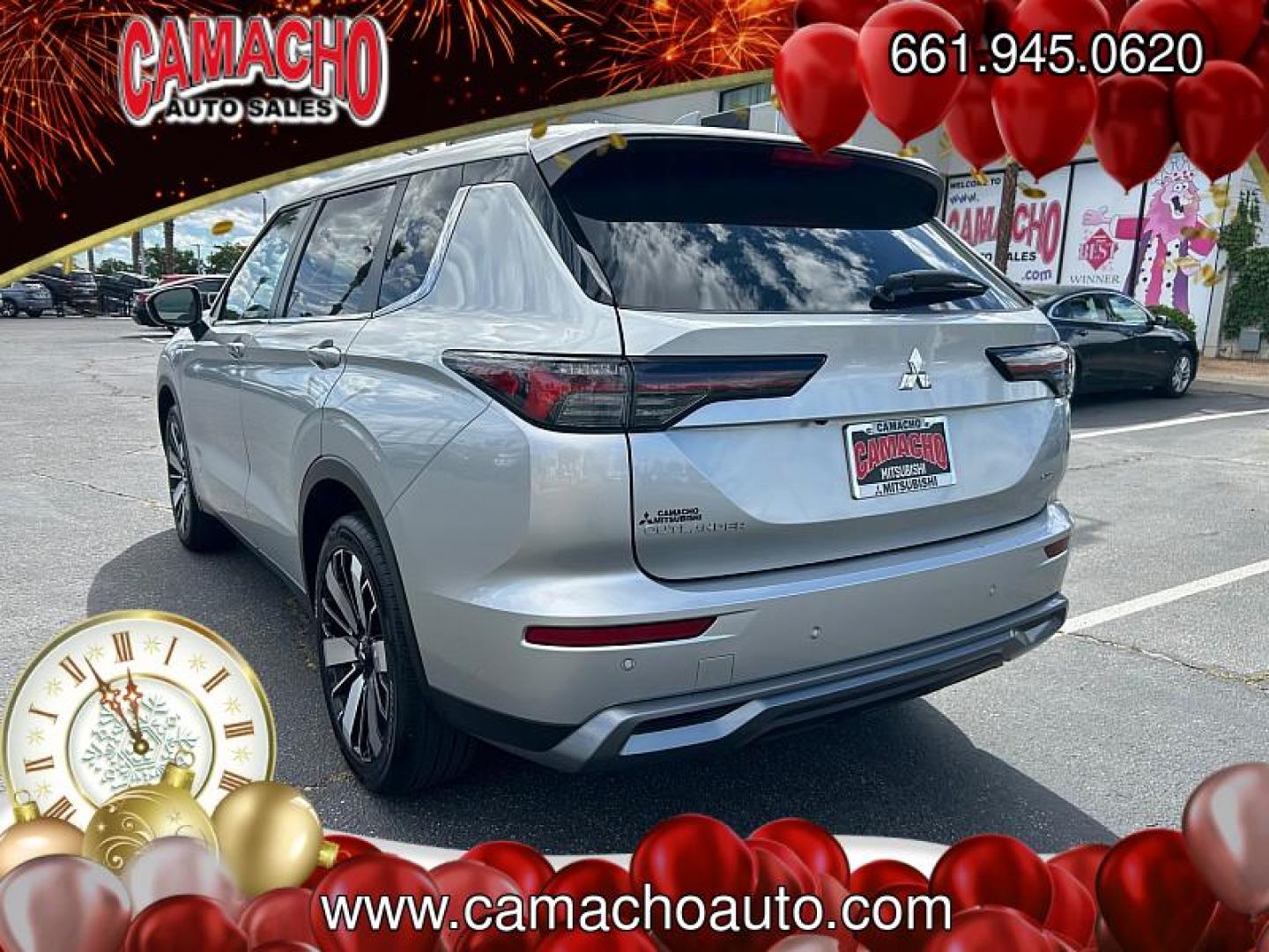 2025 SILVER Mitsubishi Outlander (JA4J3VA84SZ) with an 4-Cyl 2.5 Liter engine, Automatic CVT transmission, located at 412 Auto Vista Drive, Palmdale, CA, 93551, (661) 945-0620, 34.592636, -118.136681 - Photo#4