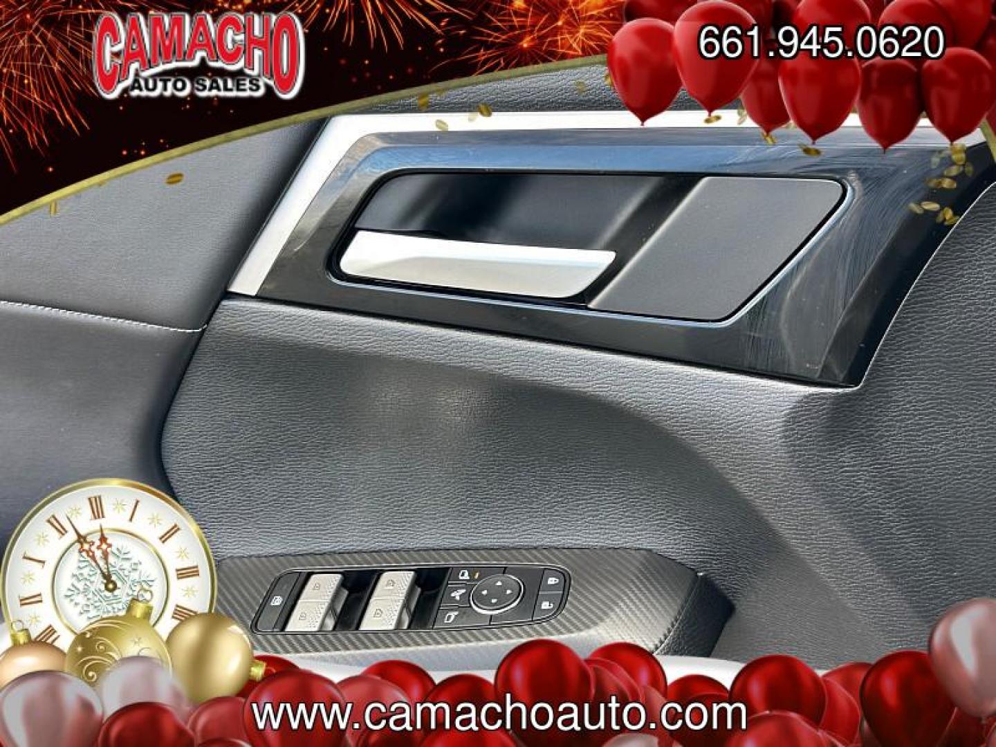2025 SILVER Mitsubishi Outlander (JA4J3VA84SZ) with an 4-Cyl 2.5 Liter engine, Automatic CVT transmission, located at 412 Auto Vista Drive, Palmdale, CA, 93551, (661) 945-0620, 34.592636, -118.136681 - Photo#16