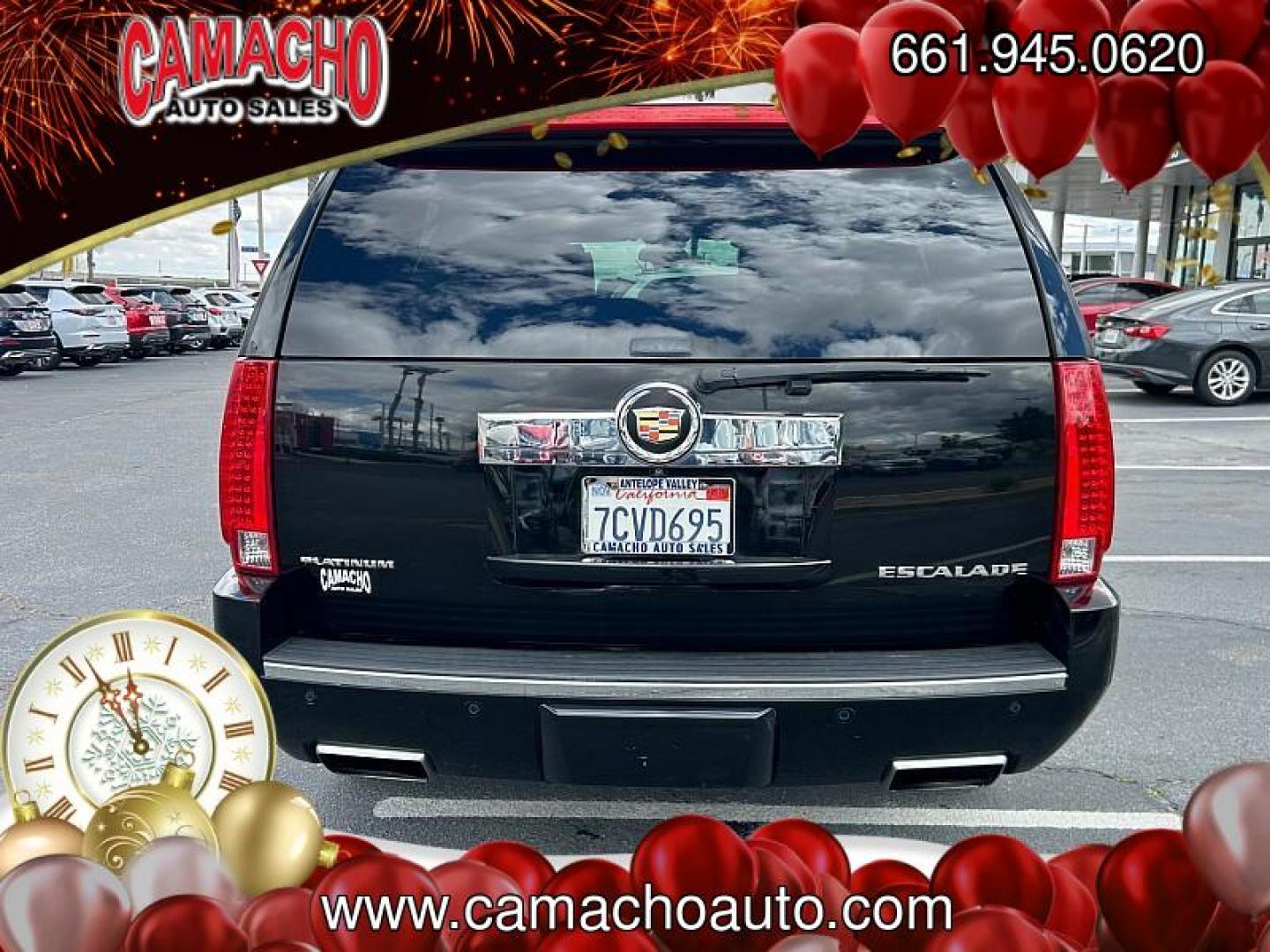 2013 BLACK Cadillac Escalade ESV (1GYS3KEF7DR) with an V8 Flex Fuel 6.2 Liter engine, Automatic 6-Spd HD w/Overdrive transmission, located at 412 Auto Vista Drive, Palmdale, CA, 93551, (661) 945-0620, 34.592636, -118.136681 - Adult-friendly third row. Ranked one of the most reliable and safest vehicles on the market. This hard to find vehicle will go fast! Enjoy the comfort of a leather interior. Check out the low miles on this thing! Comes equipped with premium interior and luxurious amenities throughout. This vehicle i - Photo#3