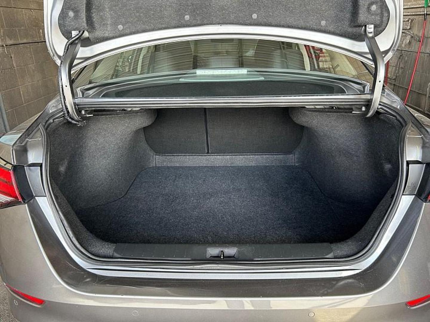 2023 GRAY Nissan Sentra (3N1AB8CV8PY) with an 4-Cyl 2.0 Liter engine, Automatic CVT w/Xtronic transmission, located at 412 Auto Vista Drive, Palmdale, CA, 93551, (661) 945-0620, 34.592636, -118.136681 - Photo#21