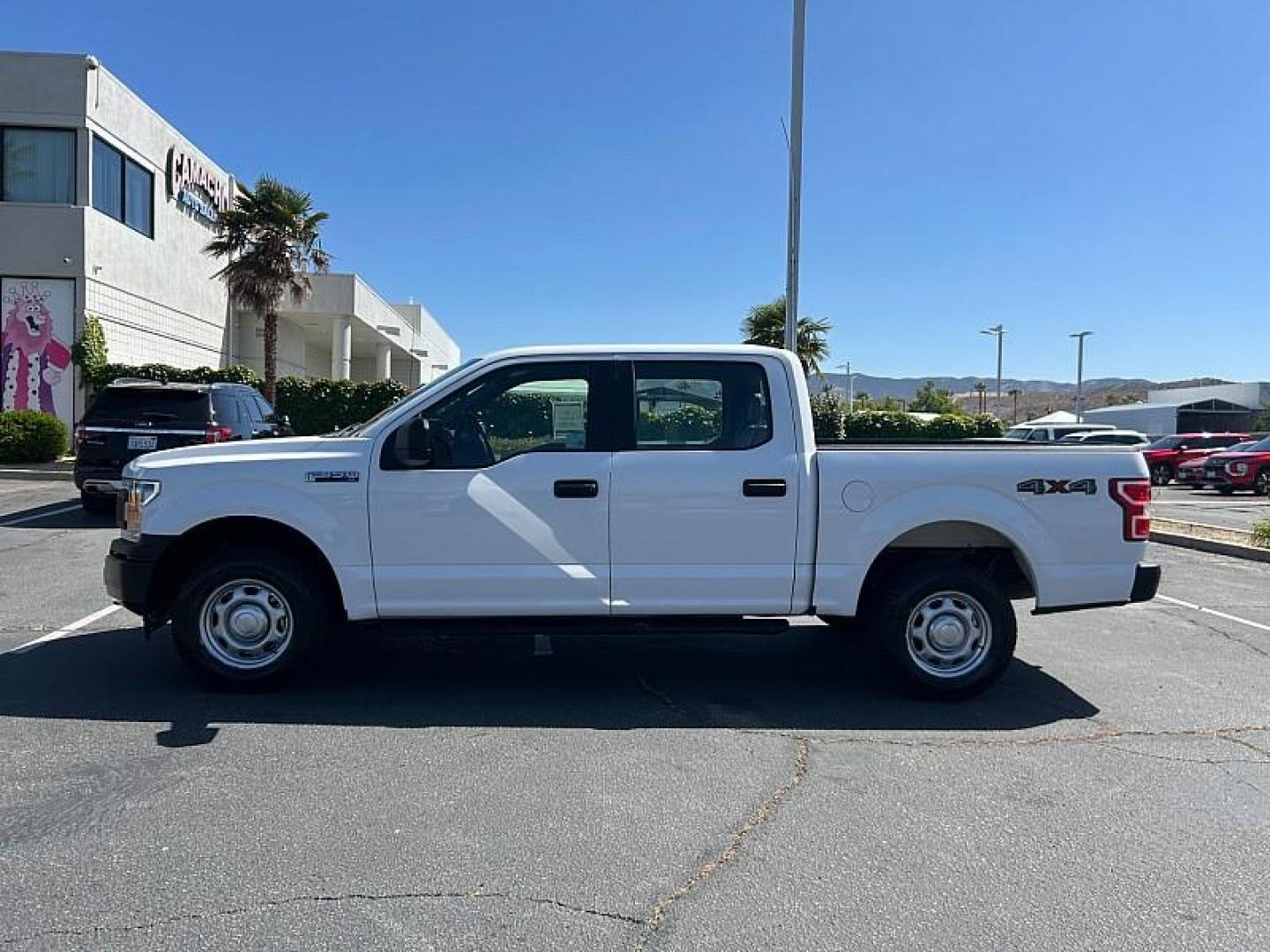 2018 WHITE Ford F-150 4WD (1FTEW1EP6JK) with an V6 EcoBoost TT 2.7L engine, Automatic transmission, located at 412 Auto Vista Drive, Palmdale, CA, 93551, (661) 945-0620, 34.592636, -118.136681 - Photo#8