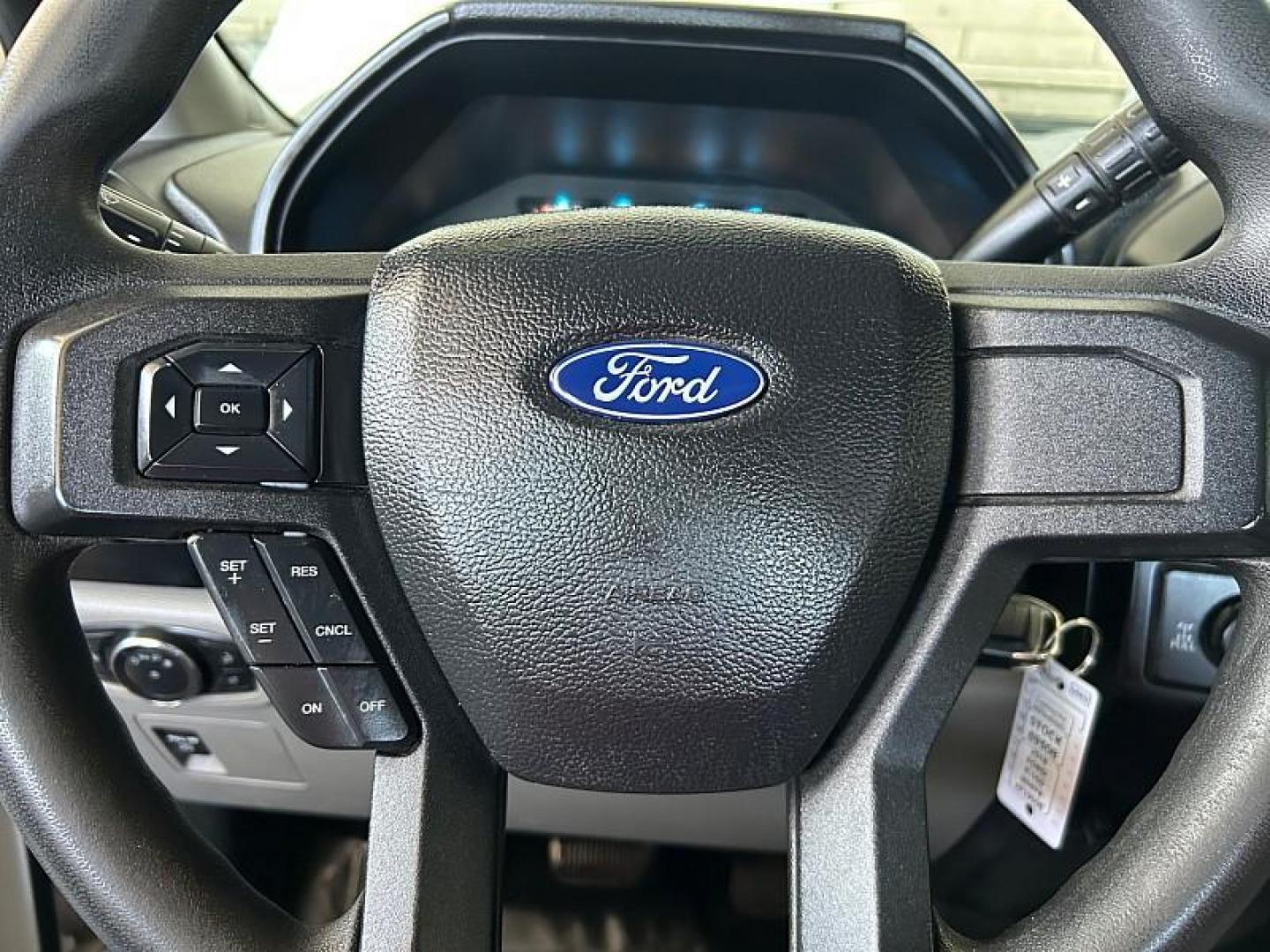 2018 WHITE Ford F-150 4WD (1FTEW1EP6JK) with an V6 EcoBoost TT 2.7L engine, Automatic transmission, located at 412 Auto Vista Drive, Palmdale, CA, 93551, (661) 945-0620, 34.592636, -118.136681 - Photo#23