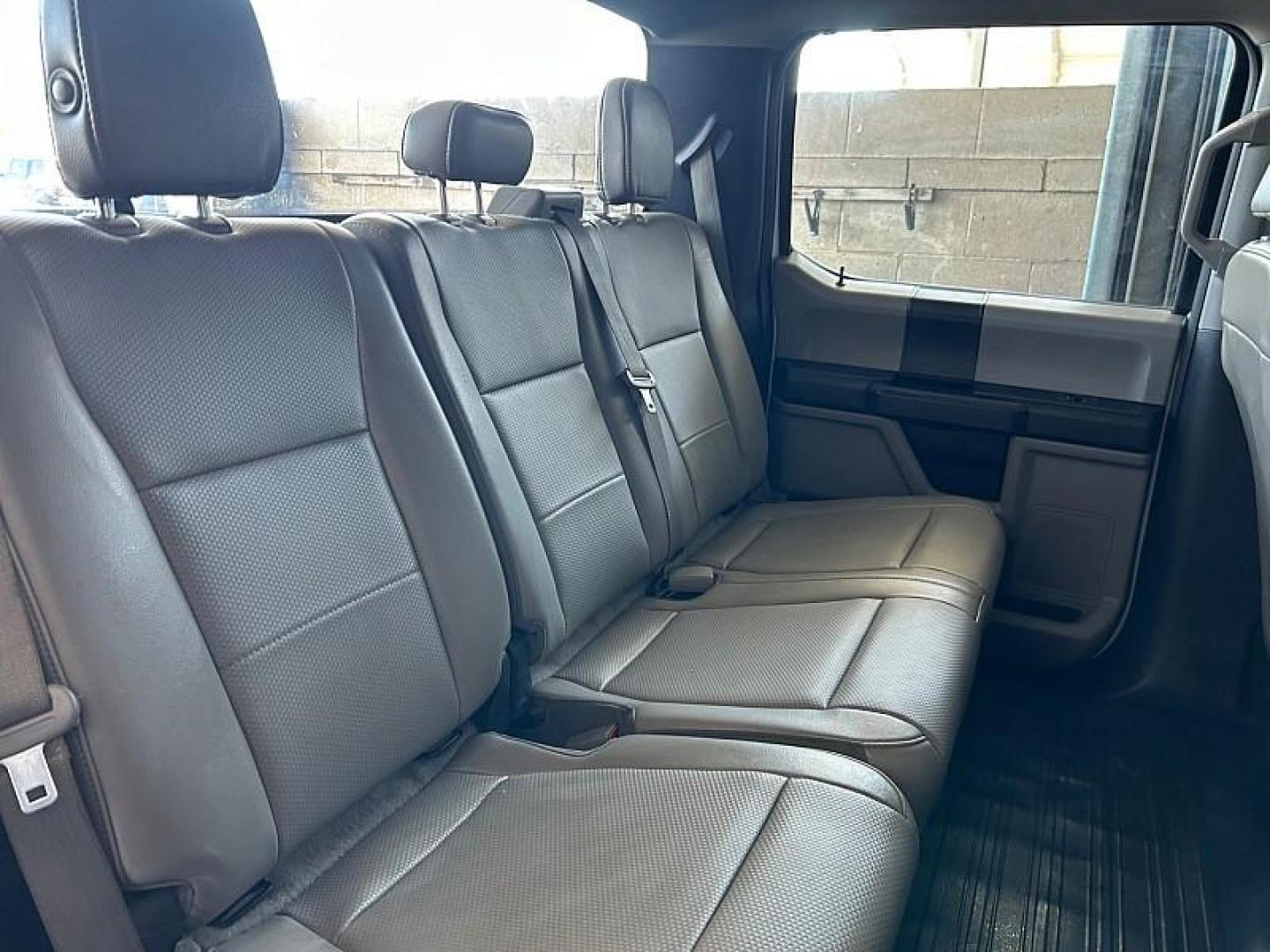 2018 WHITE Ford F-150 4WD (1FTEW1EP6JK) with an V6 EcoBoost TT 2.7L engine, Automatic transmission, located at 412 Auto Vista Drive, Palmdale, CA, 93551, (661) 945-0620, 34.592636, -118.136681 - Photo#24