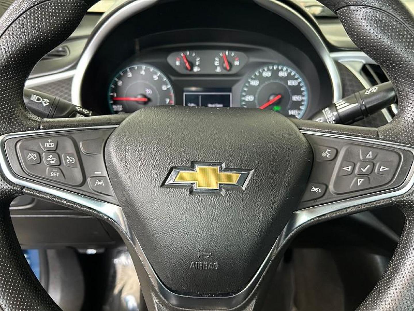 2018 GRAY Chevrolet Tahoe (1GNSKAEC8JR) with an V8 EcoTec3 5.3 Liter engine, Auto 6-Spd Overdrive transmission, located at 412 Auto Vista Drive, Palmdale, CA, 93551, (661) 945-0620, 34.592636, -118.136681 - Photo#13